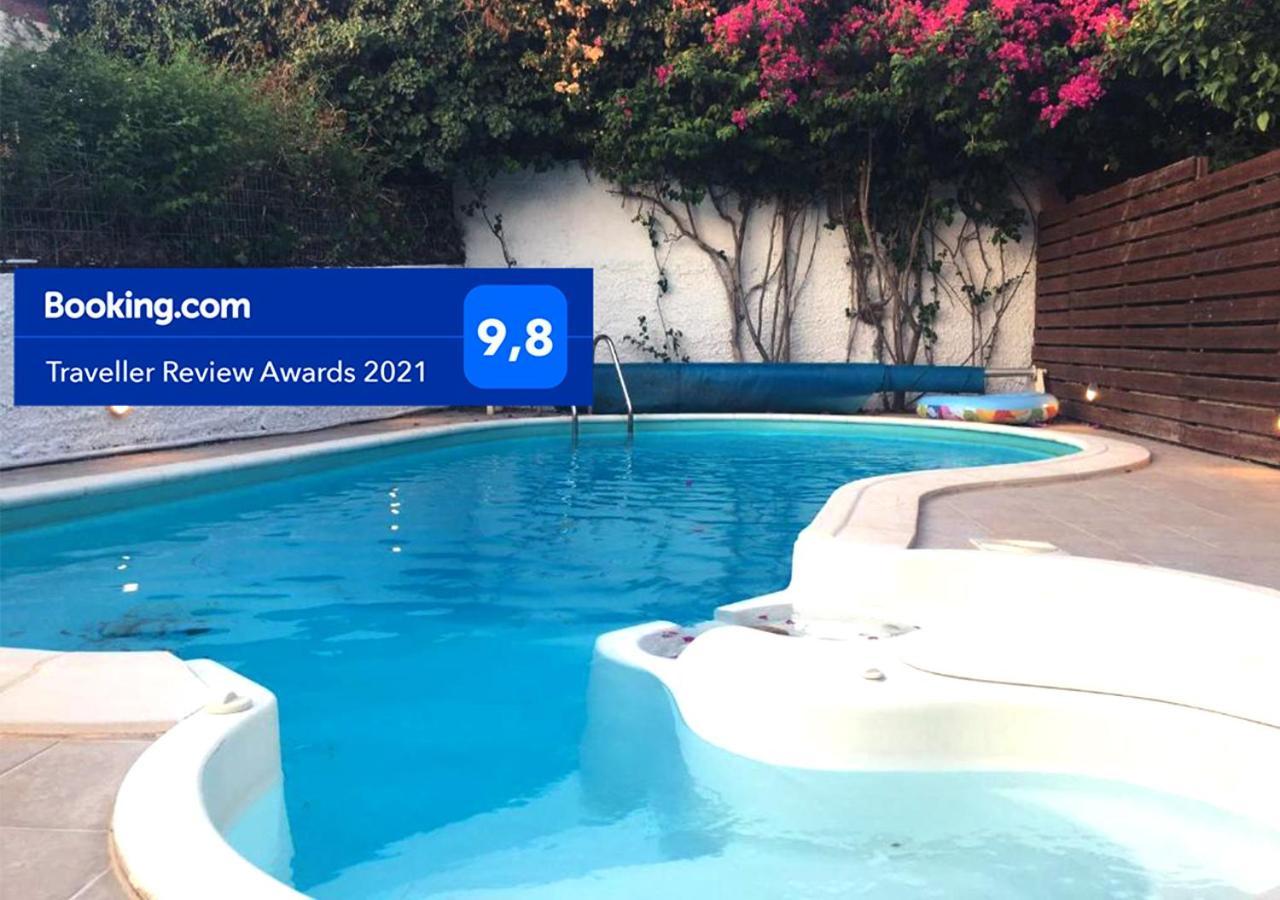 Villa Christina With Private Pool In Saronida, Near Stunning Beaches, Athens Airport & Sounio Экстерьер фото